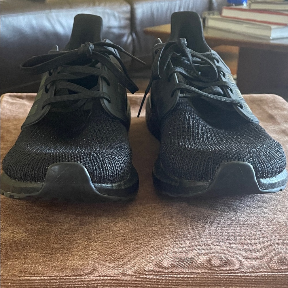 Adidas All-Black PRIMEBLUE Sneakers - Picture 2 of 9